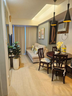 Steff's Condo 1708 one bedroom at Centrio Tower